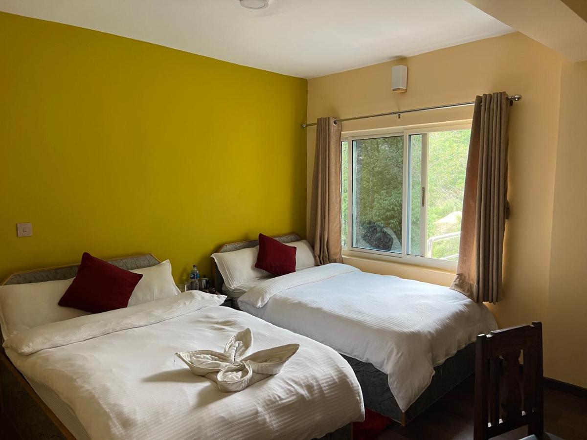 Village View Hotel 2*