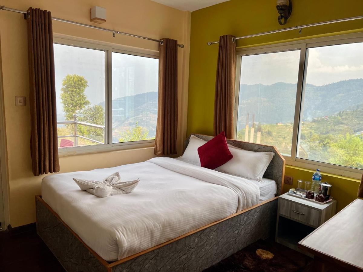 Village View Hotel